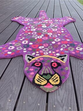 Purple Leopard Face Hooked Rug